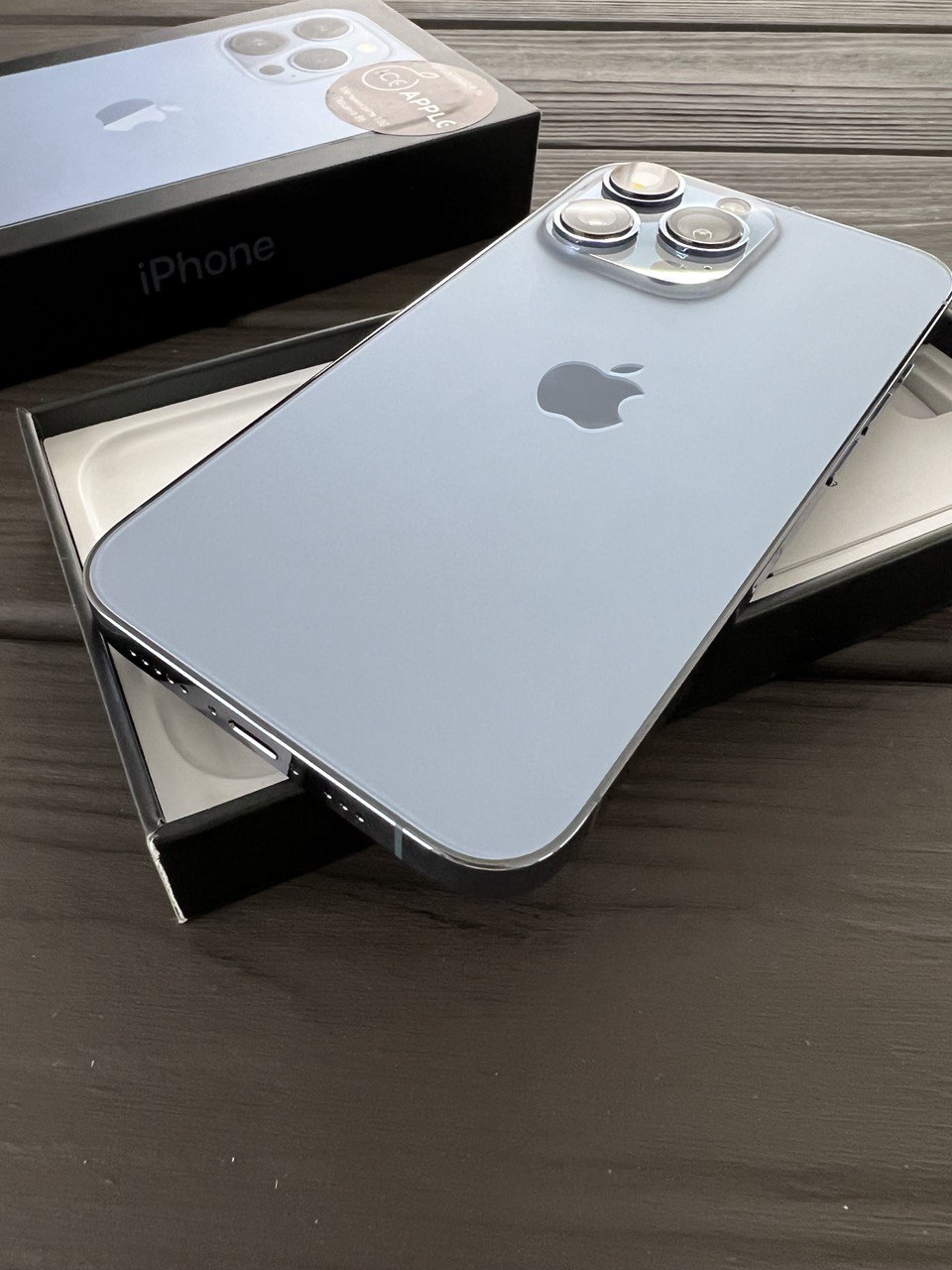 Apple iPhone 13 Pro 1Tb Sierra Blue
